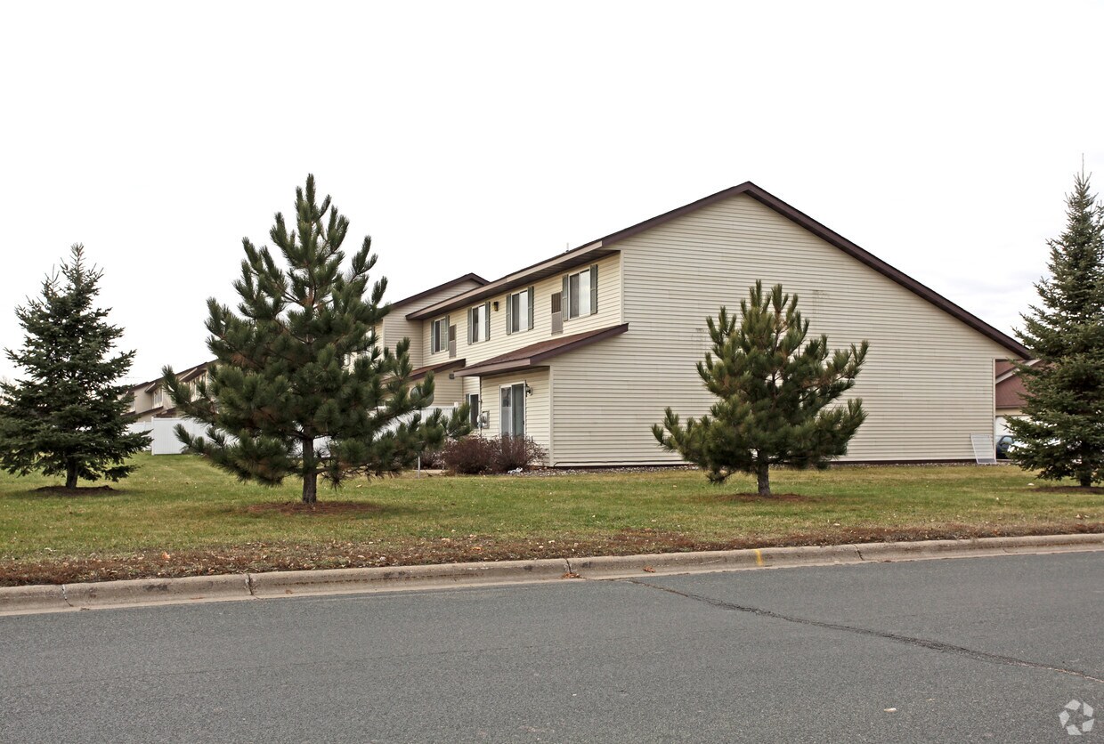 Building Photo - 1210 Hanley Rd