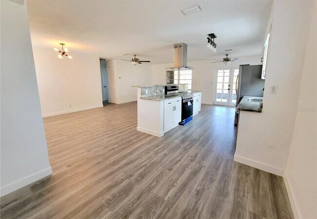 Foto del edificio - 5622 63rd Way N