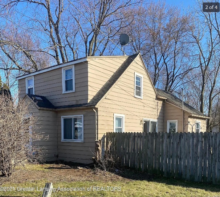 2227 W Miller Rd, Lansing, MI 48911 House Rental in Lansing, MI