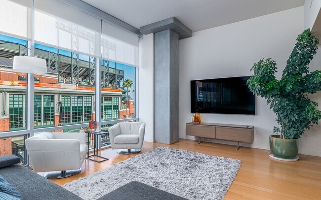 Building Photo - Mission Bay: Furnished 1 Bed + Den w/ Air ...