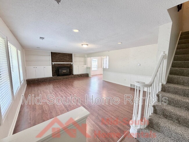 Building Photo - 2373 W Monica Dr