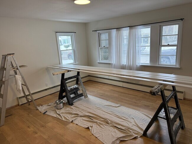 Sala de estar - 16 Pleasant St