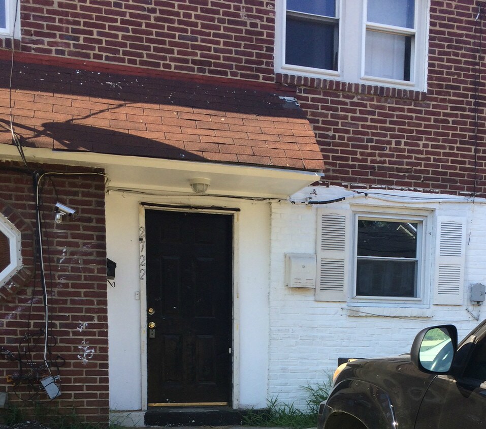 Primary Photo - 2722 Lehman St