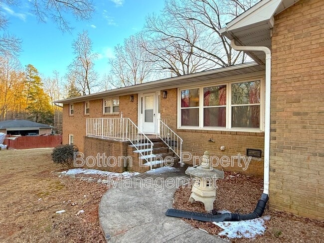 Foto del edificio - 9419 Brenda Ann Rd