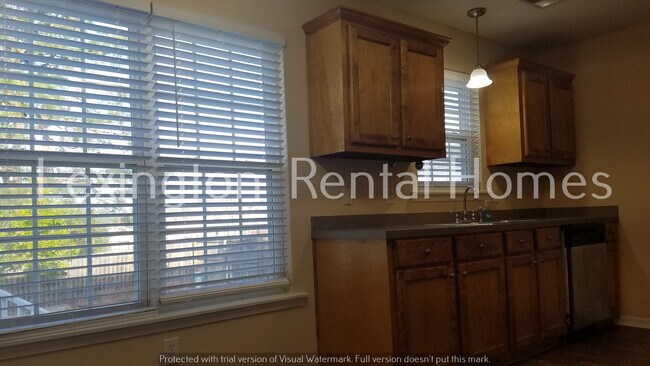Foto del edificio - 142 Savannah Hills Dr
