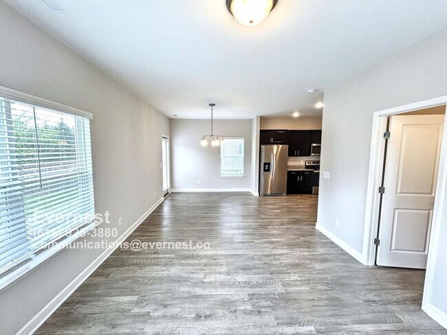 Building Photo - 793 Coopers Wy
