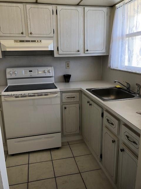 Foto del edificio - 8515 Sunrise Lakes Blvd