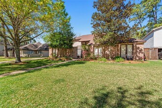Building Photo - 11818 Laneview Dr