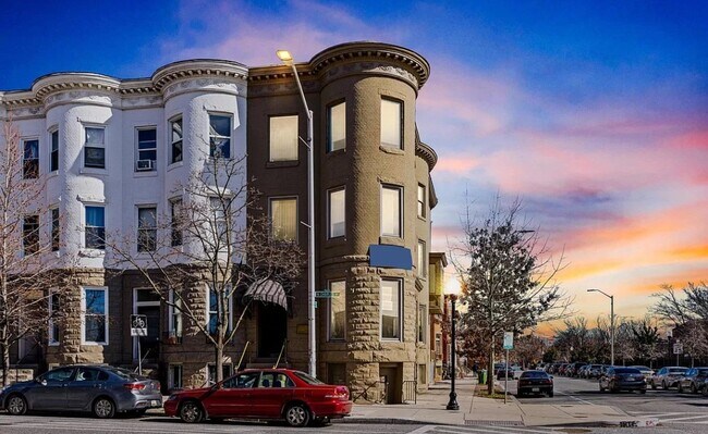 Building Photo - The Jefferson Apartment