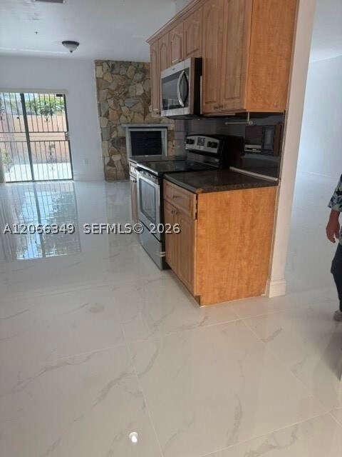 Building Photo - 19630 Cypress Ct E