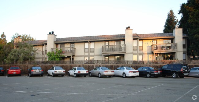 Foto del edificio - 1945 Trinity Ave