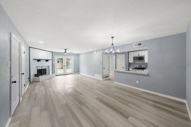 Foto del edificio - 2517 Clearwood Dr