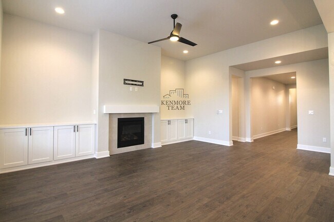 Foto del edificio - 3 Bedroom, 2 Bath + Office Home in Richland