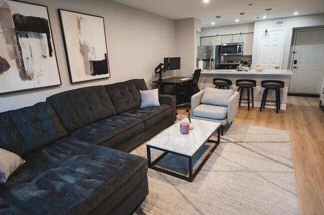 Foto del edificio - 3309 Wyndham Cir