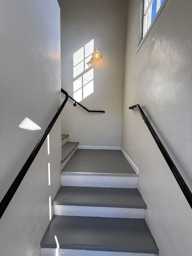 Foto del edificio - 217 S Gray St