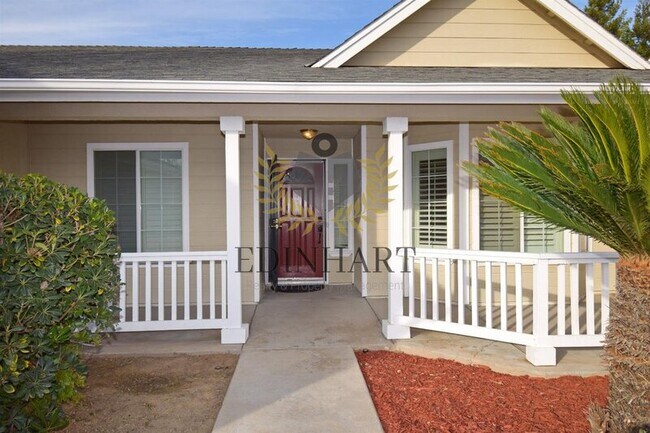 Building Photo - 5348 W Millbrae Ave