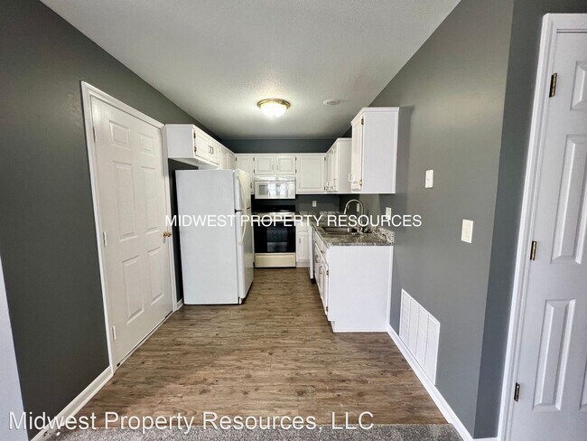 Foto del edificio - 2 br, 1 bath House - 719B Meadow Ln