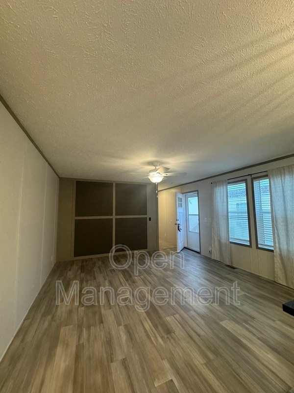 Foto del edificio - 8701 NE 107th Pl