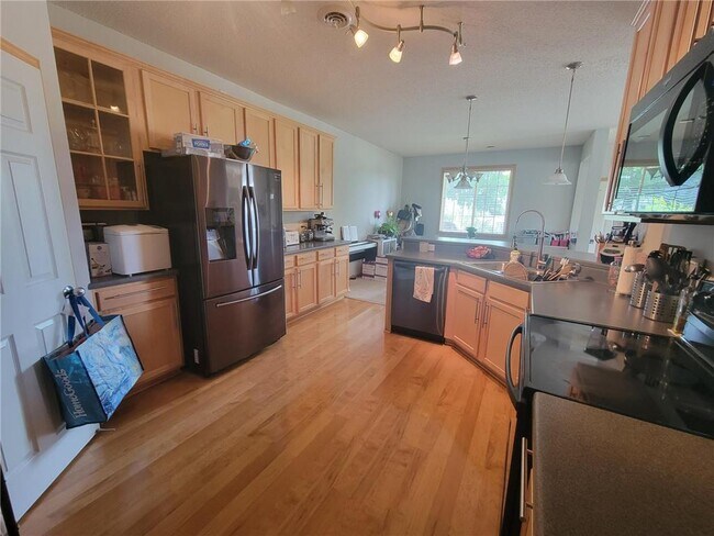 Foto del edificio - 6801 Merrimac Ln N