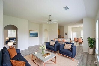 Building Photo - 1316 Varese Dr
