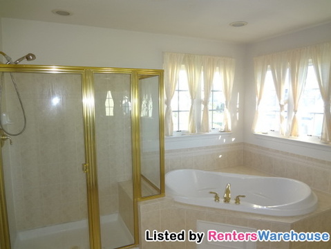 Foto del edificio - 14404 Autumn Crest Rd