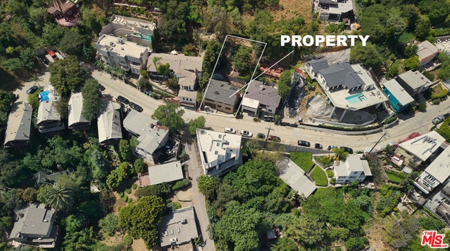 Foto del edificio - 6871 Pacific View Dr