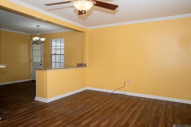 Foto del edificio - 4630 Southpark Dr