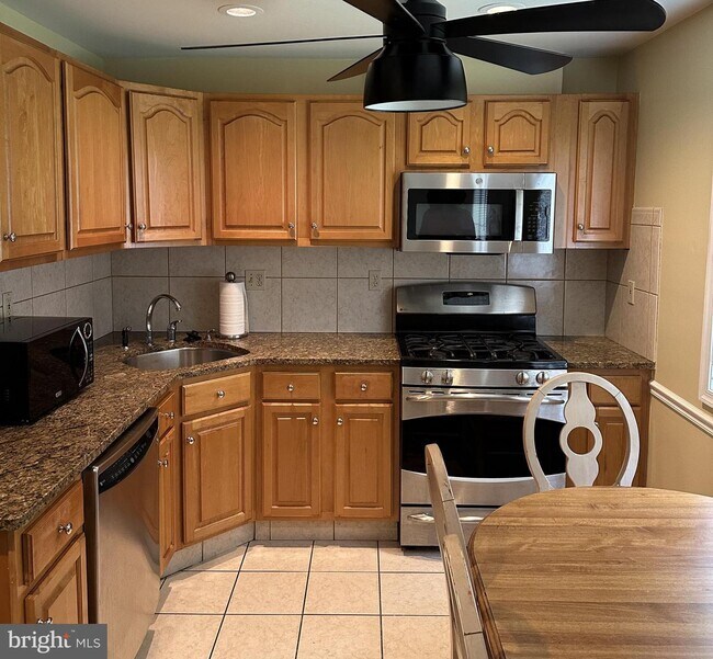 Foto del edificio - 2832 Carter Rd