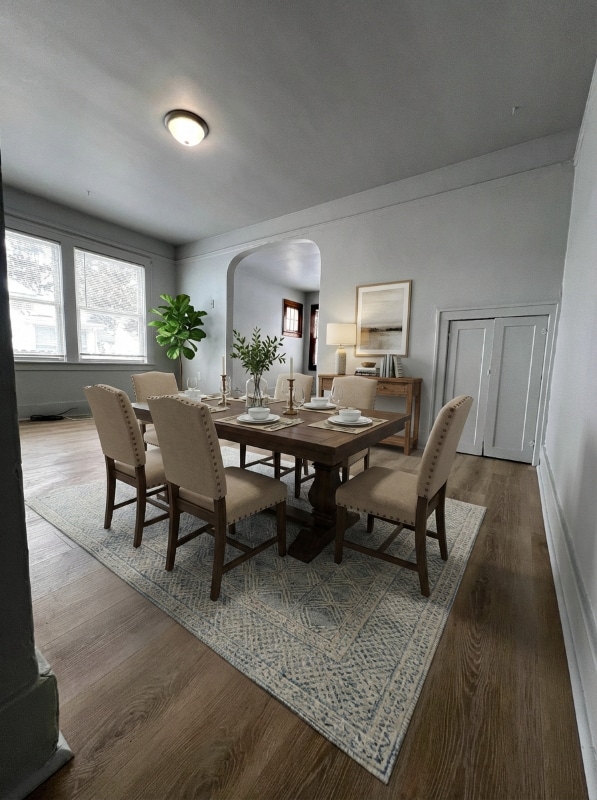 Building Photo - 138 E Henry St