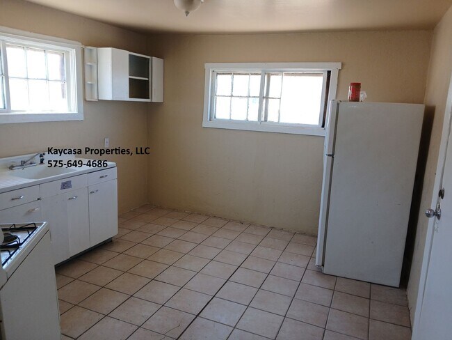 Foto del edificio - 1 Bedroom House Near Downtown