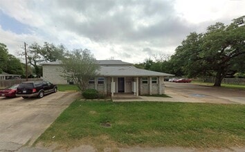 Building Photo - 225 S 13th St