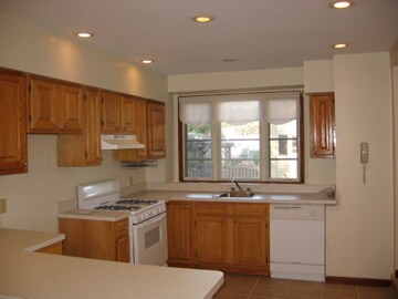 Building Photo - 144 Morningside Cir