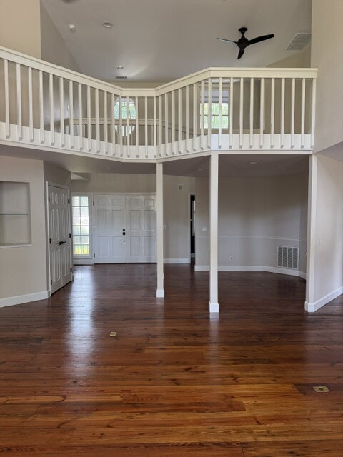 Building Photo - Amazing Four Bedroom Home Located Close to Alljoy Beach with Community Dock Access in Bluffton!