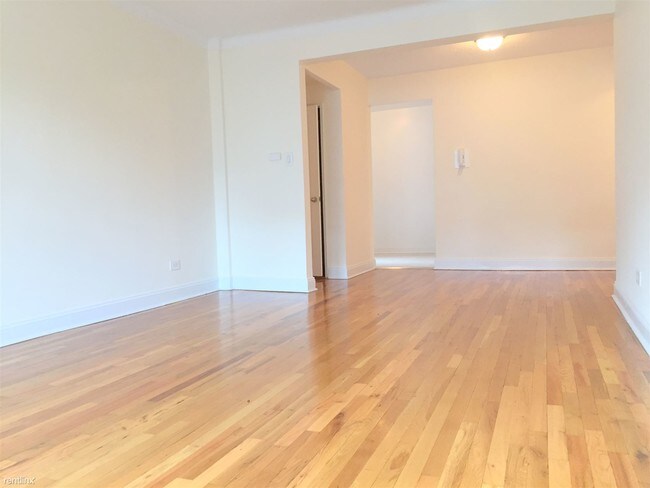 Building Photo - 6434 99th St