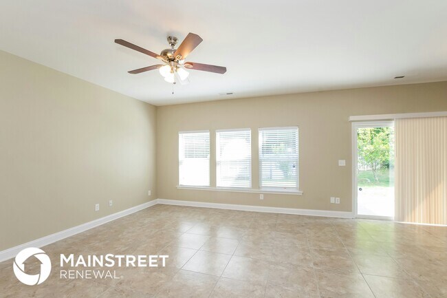 Foto del edificio - 3011 Kraus Glen Dr