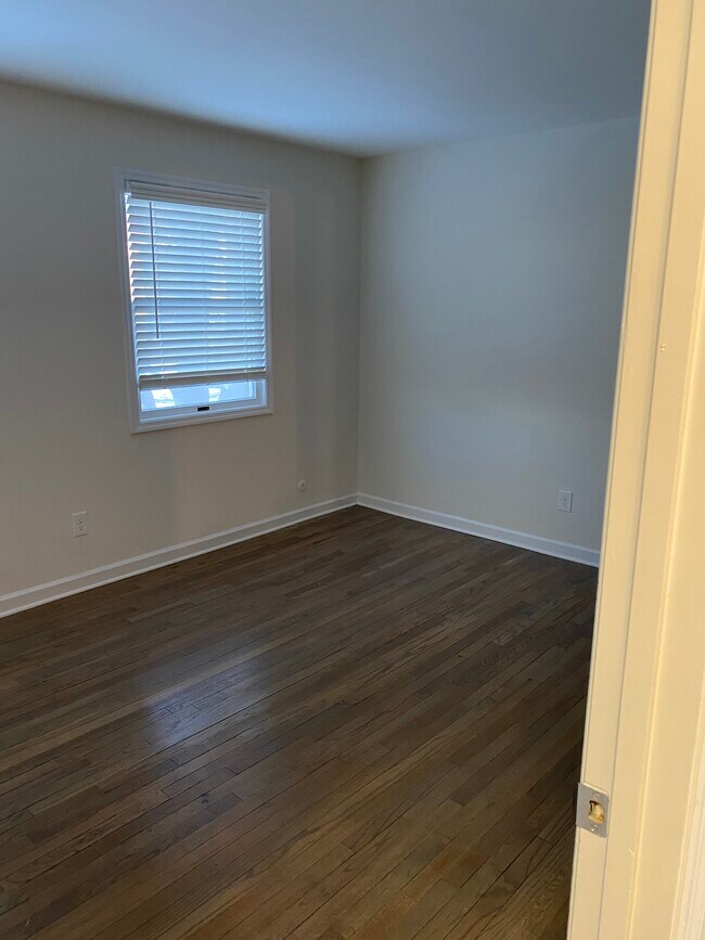 Building Photo - 1739 Canary Cove