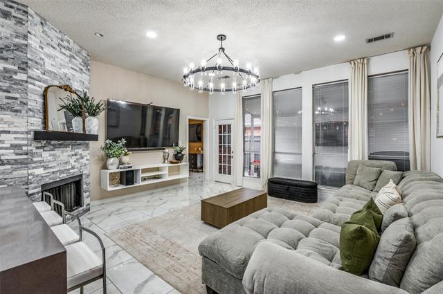 Foto del edificio - 4136 Creekhollow Dr