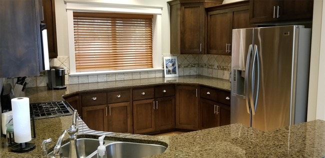 Building Photo - 3848 E Tahiti Dr