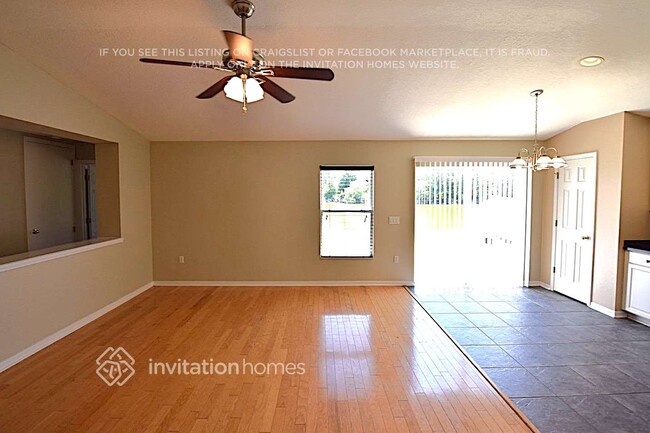 Foto del edificio - 2470 Brownwood Dr