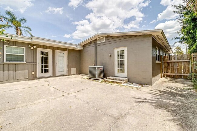 Foto del edificio - Charming 4BR House in Altamonte Springs