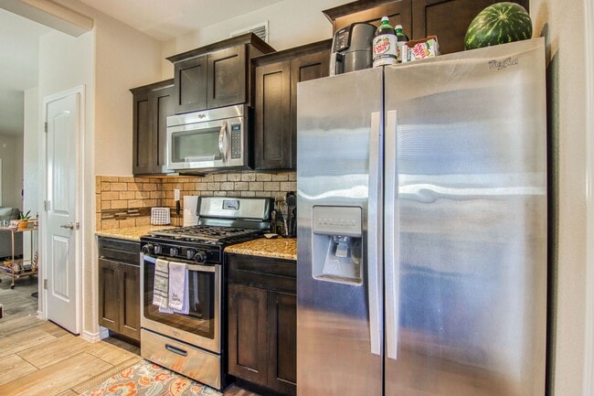 Foto del edificio - Beautiful Modern & Contemporary House 3 beds-2 baths in 79932