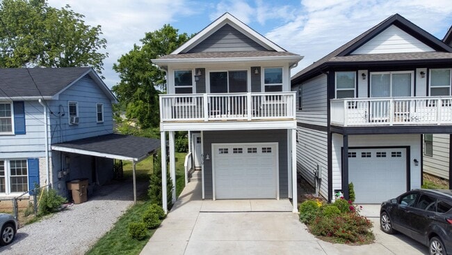 Photo - 639 Vernon Ave House