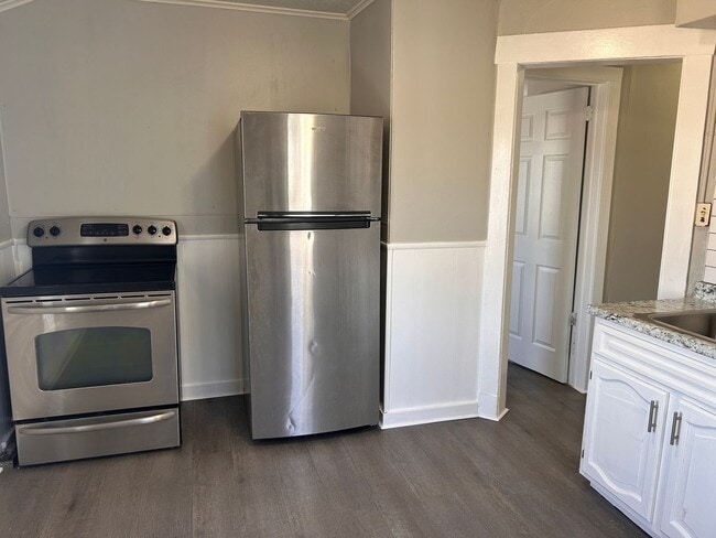 Photo - 182 Greene St Apartment