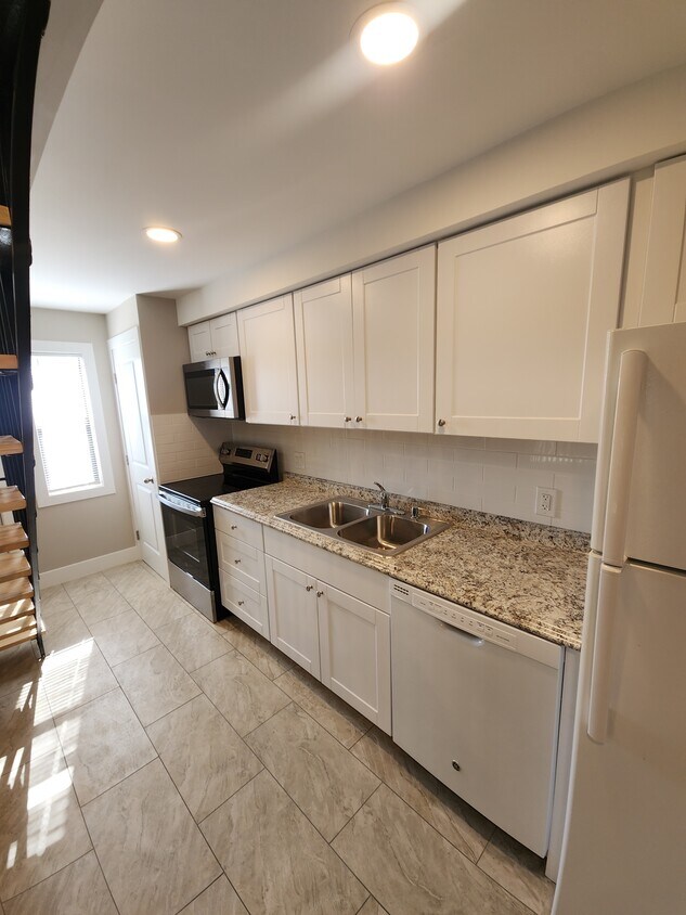 Cocina espaciosa - Cypress Bend Village Apartments