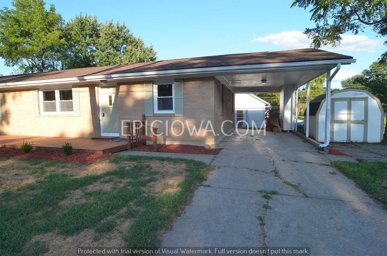 Primary Photo - 205 7th St