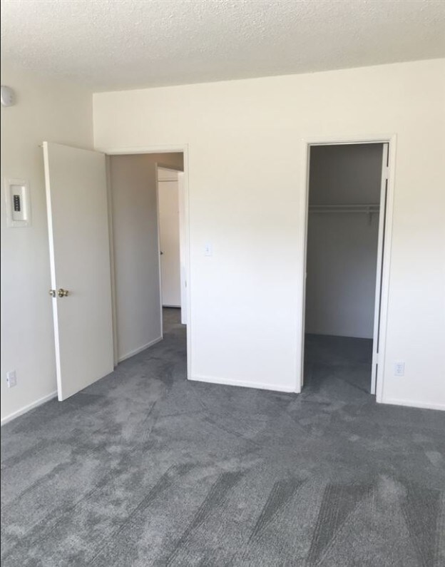 Foto del edificio - 114 S Gramercy Pl