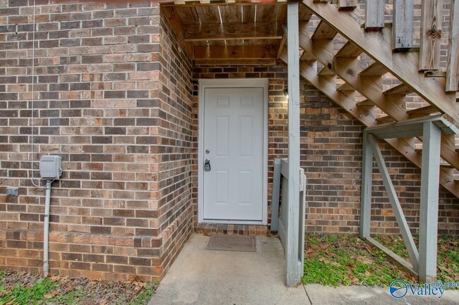 Foto del edificio - 4906 Cotton Row NW