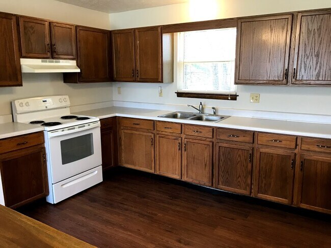 Building Photo - 13676 Caldwell Ln
