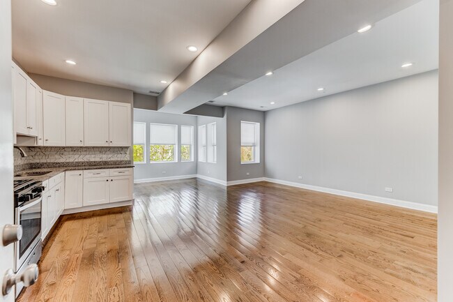 Foto del edificio - 1321 S Millard Ave