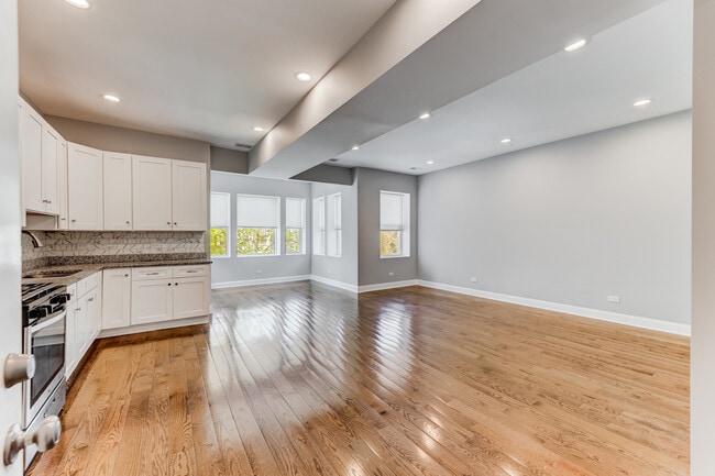Building Photo - 1321 S Millard Ave